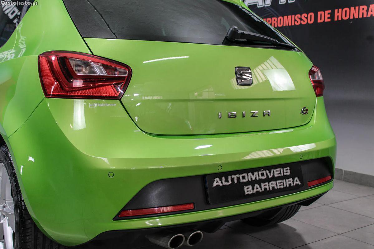 SEAT Ibiza 2.0 TDi FR — fotografia 2
