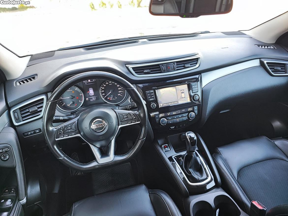 Nissan Qashqai 1.6 DCi N- Vision Xtron — fotografia 6