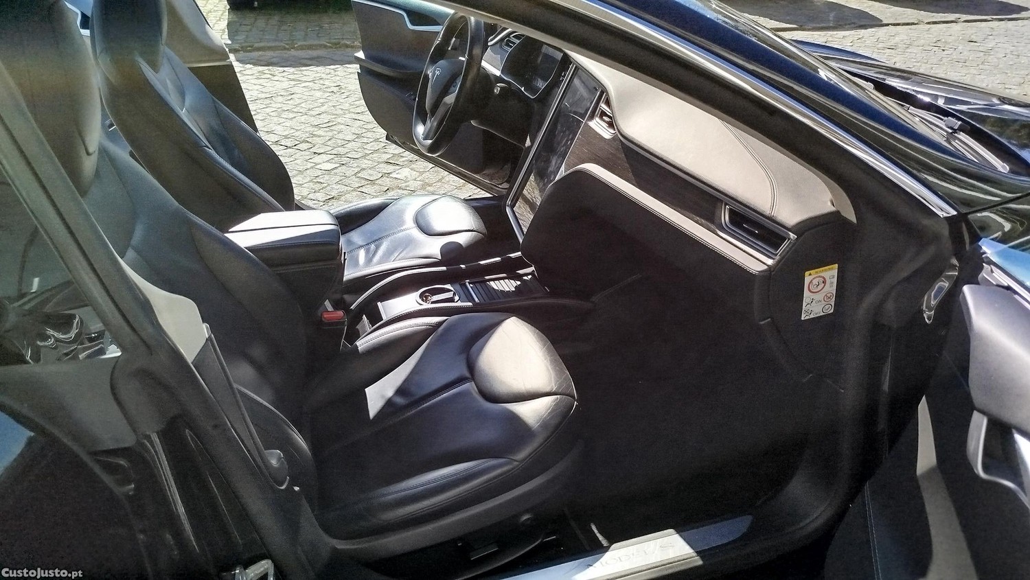 Tesla Model S 85 — fotografia 6