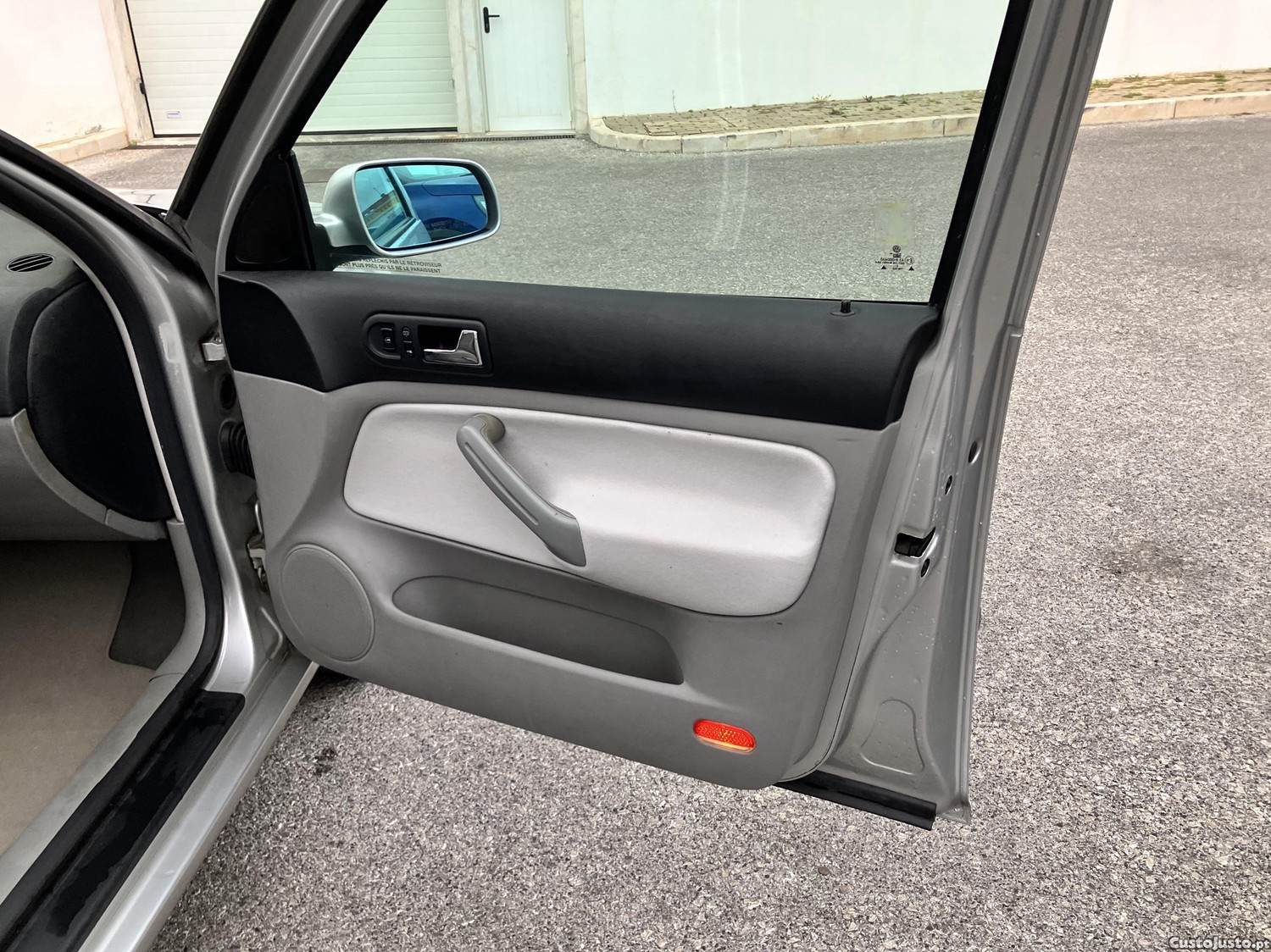 VW Jetta 1.9 TDI 90 Cv - 00 foto 4