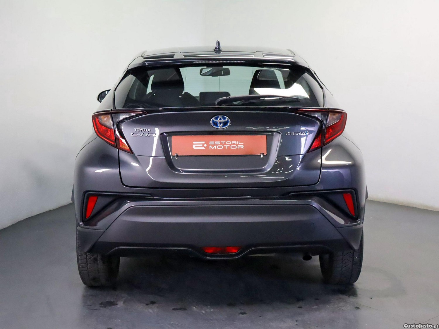 Toyota C-HR 1.8 Hybrid Comfort — fotografia 14