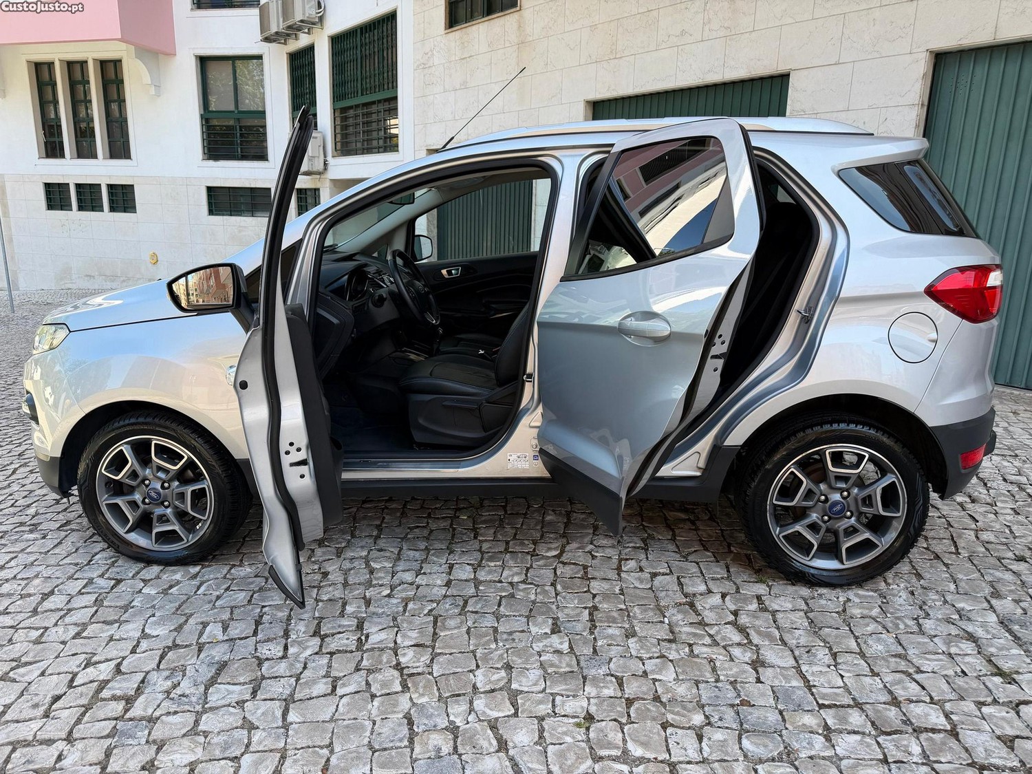 Ford EcoSport 1.0 EcoBoost TITANIUM — fotografia 18