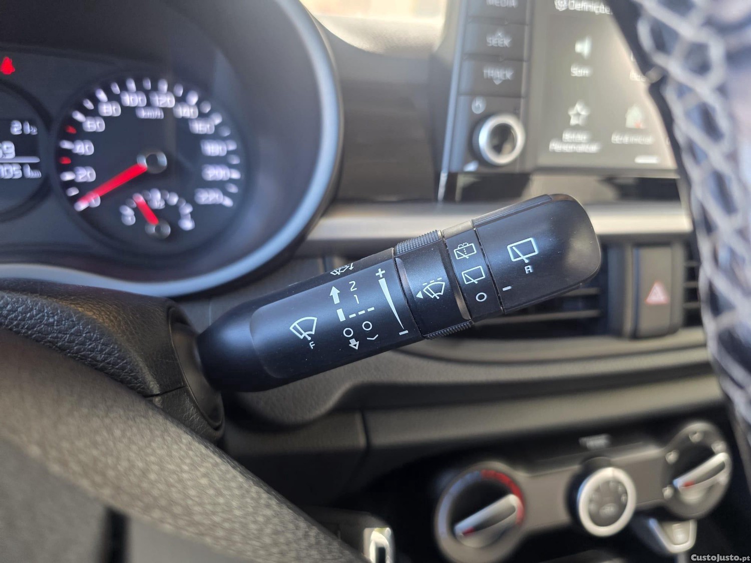 Kia Picanto 1.0 CVVT EX — fotografia 6