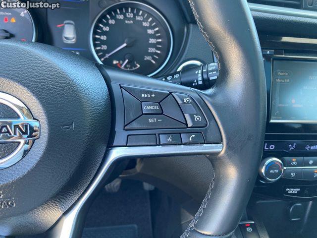 Nissan Qashqai 1.5 dCi N-Connecta — fotografia 12