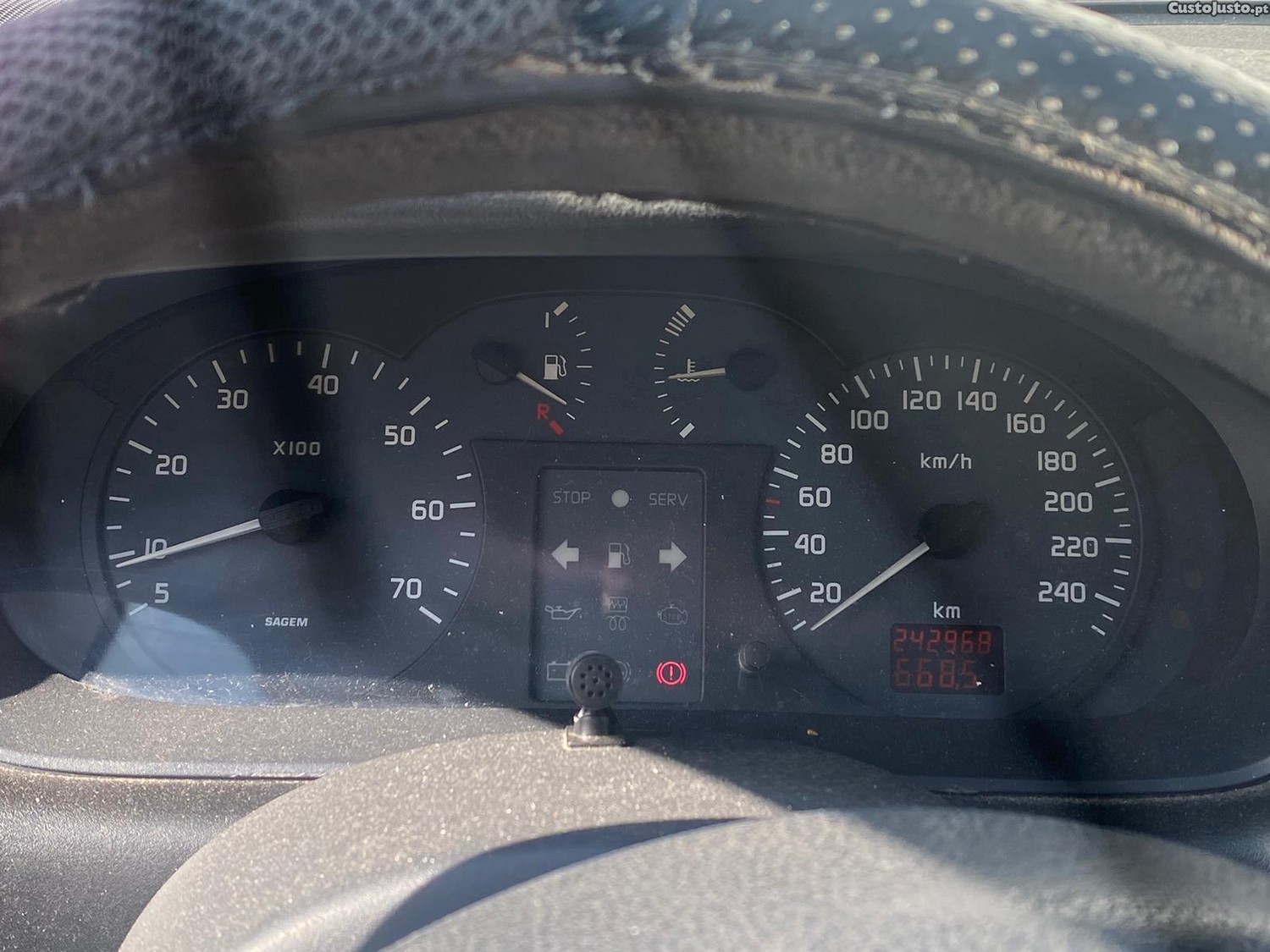 Renault Mégane (Sao505) — fotografia 3