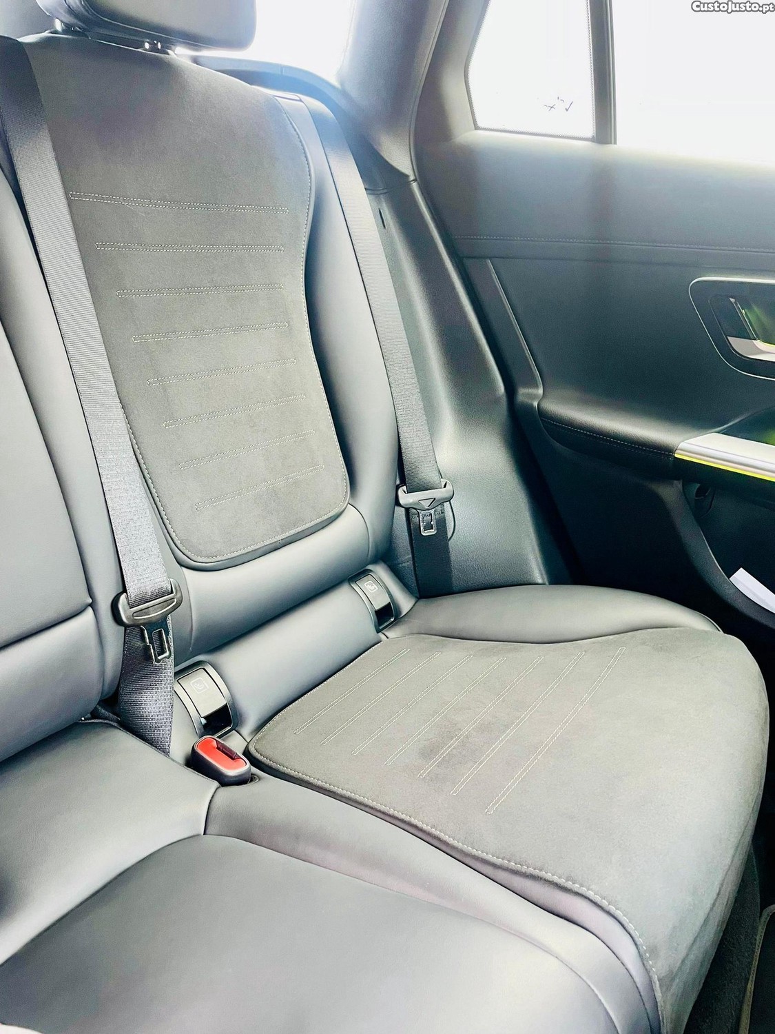 Mercedes-Benz GLC 300 de 4Matic — fotografia 10