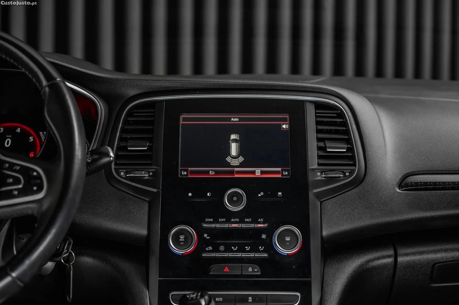 Renault Mégane 1.2 TCE Zen — fotografia 10