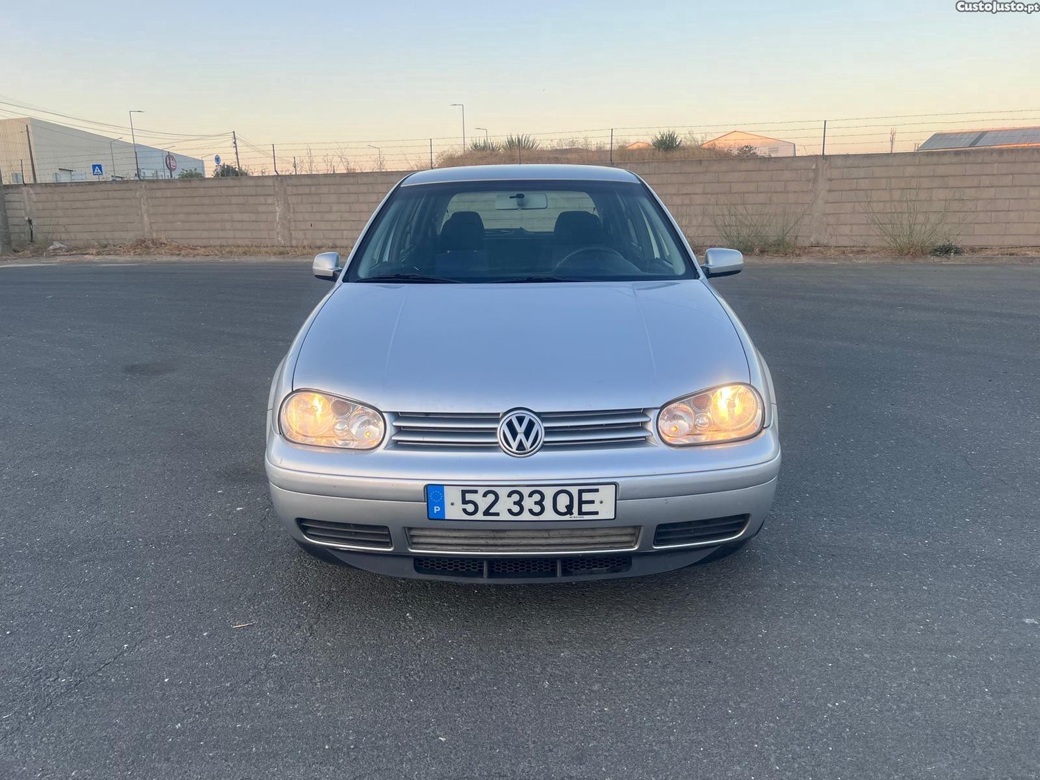Volkswagen Golf 1.9 TDI 110cv — fotografia 11