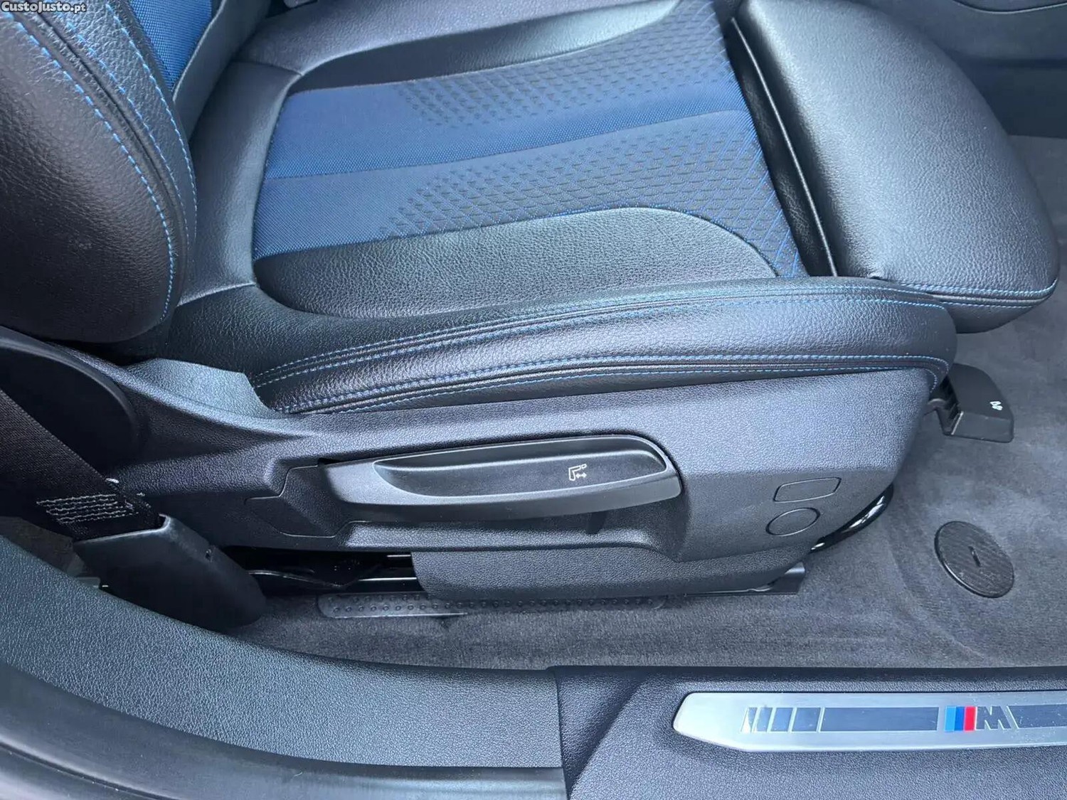 BMW 120 i Aut. M Sport — fotografia 22