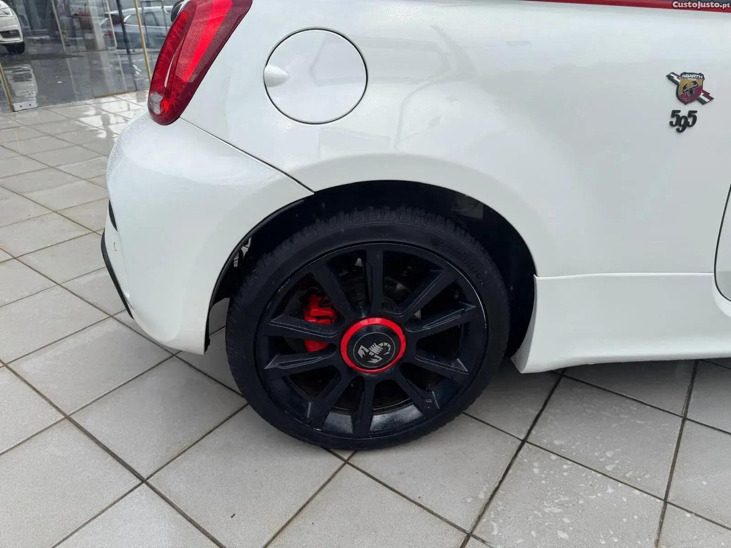 Abarth 595 1.4 T-Jet Turismo MTA — fotografia 18