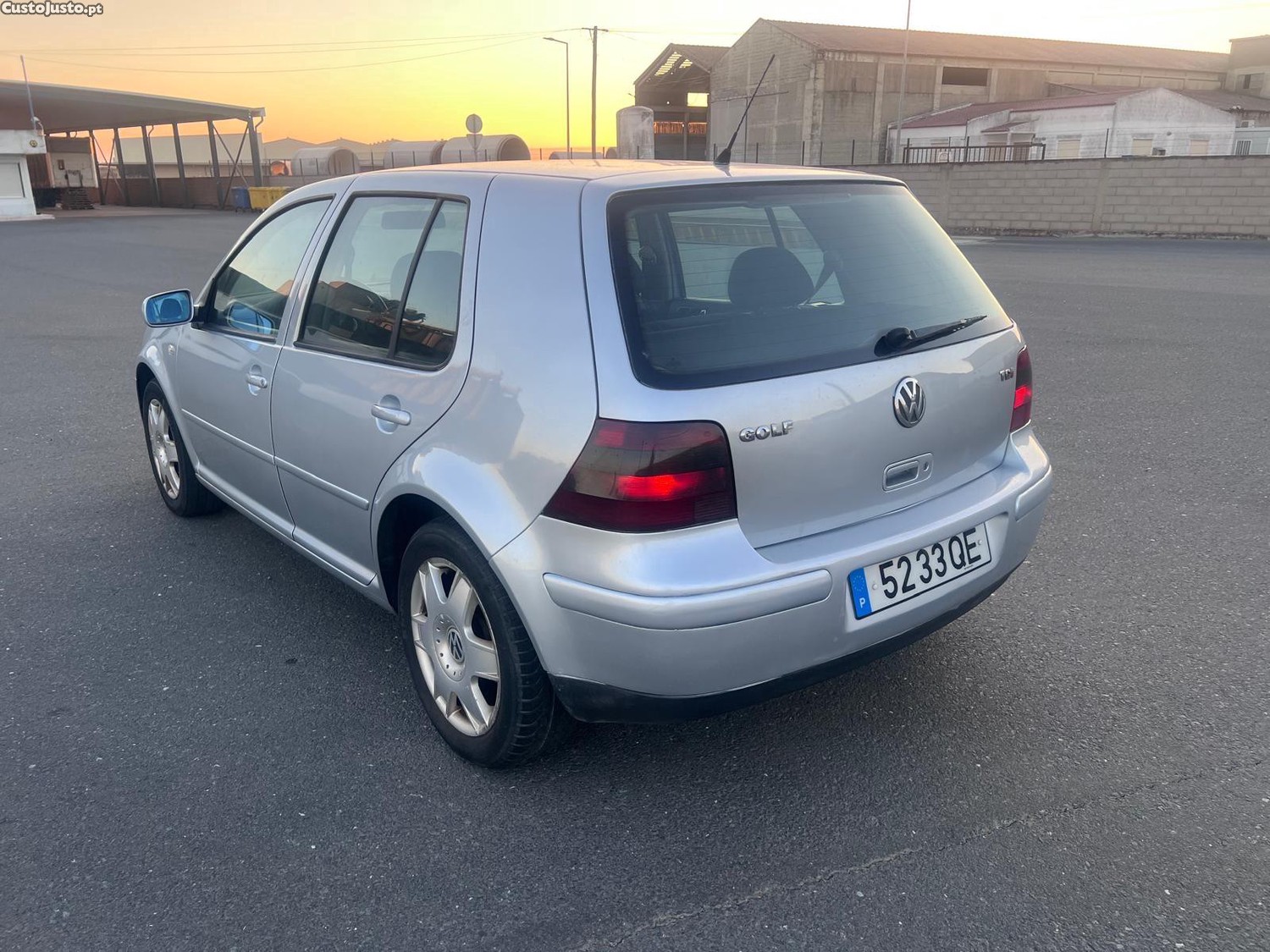 Volkswagen Golf 1.9 TDI 110cv — fotografia 9