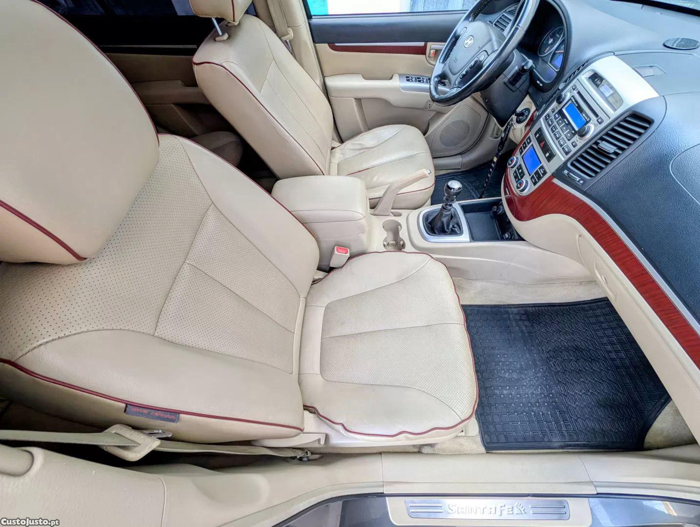 Hyundai Santa Fé 2.2 crdi 7wagon platinum — fotografia 9