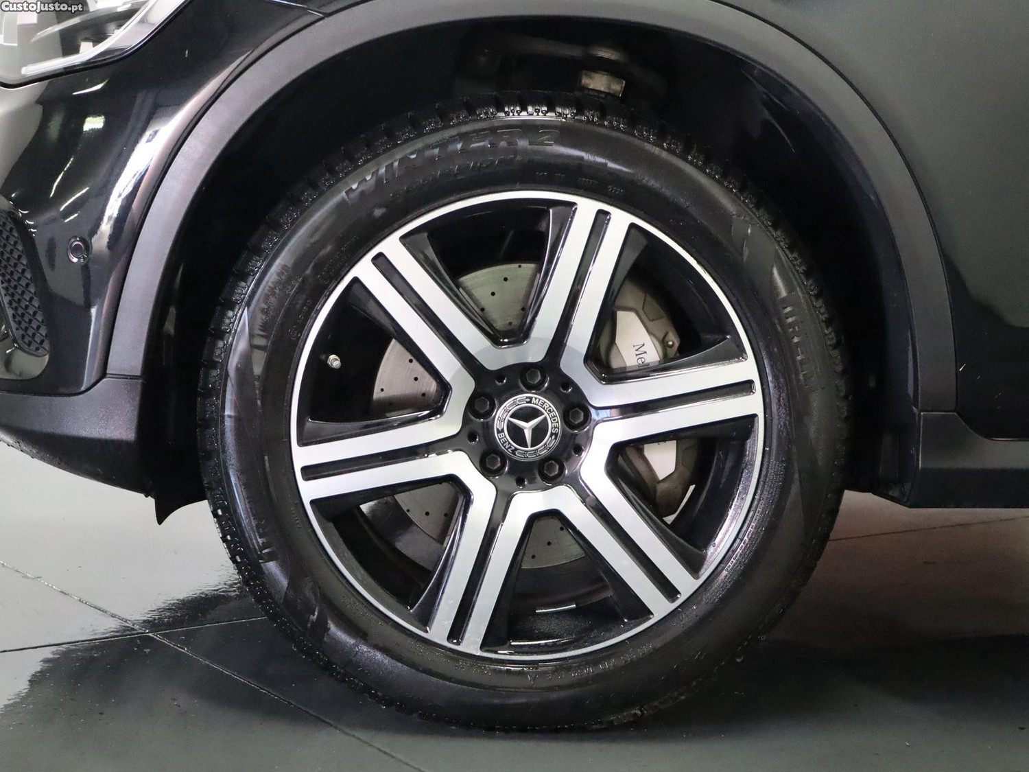 Mercedes-Benz GLC 300 e 4Matic — fotografia 17