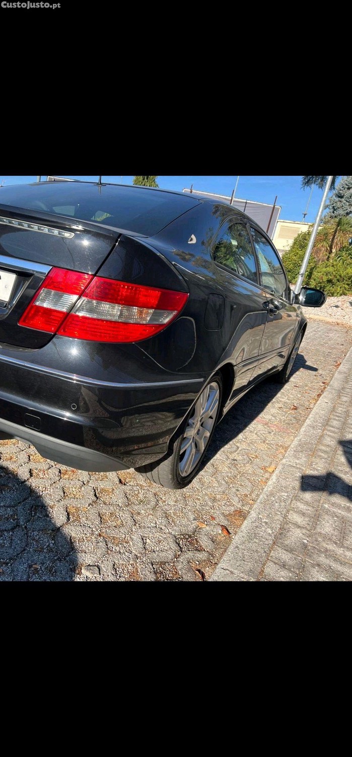 Mercedes-Benz CLC 180 1.8Kompressor SportCoupê — fotografia 9