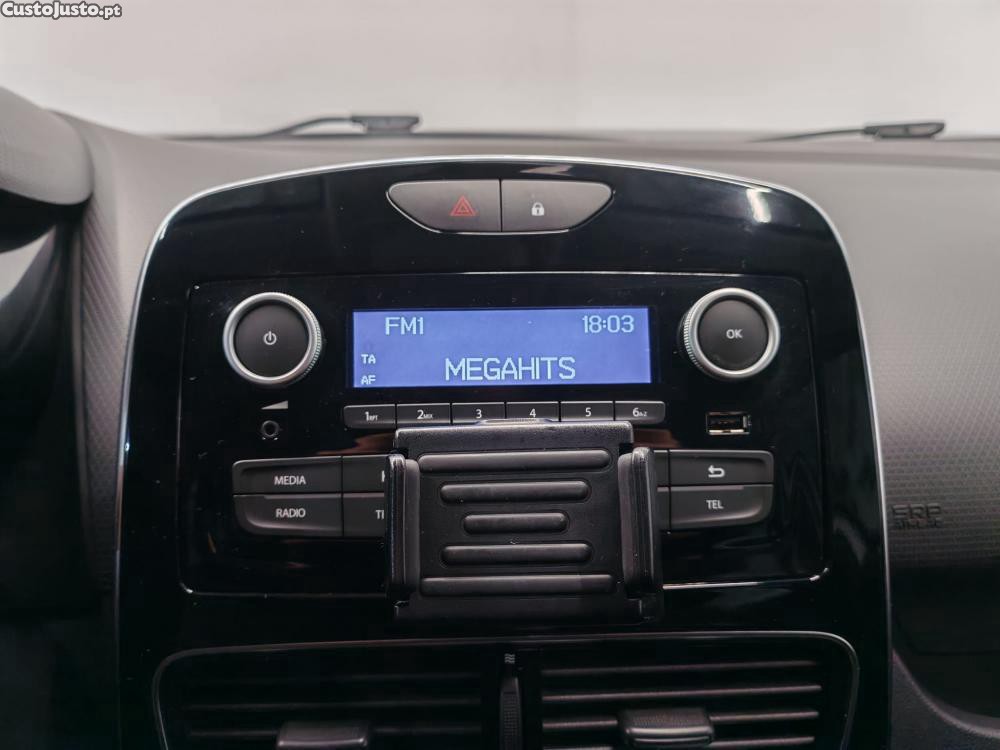 Renault Clio 1.5 dCi Limited — fotografia 9