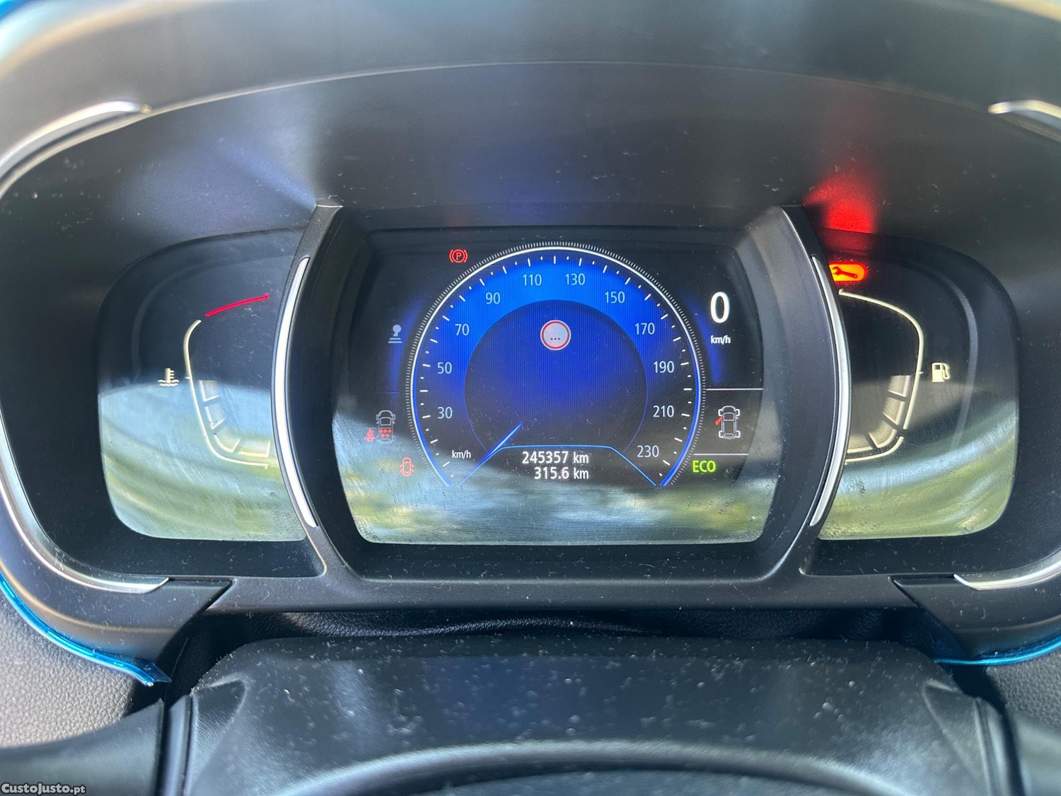 Renault Grand Scénic 1.6 — fotografia 6