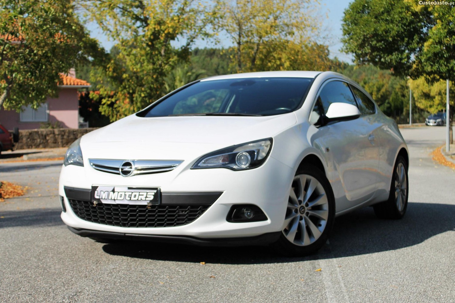 Opel Astra 1.7CDTi GTC - 14 — photo 2