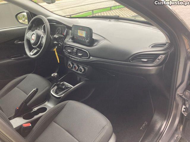Fiat Tipo 1.3 MultiJet Life — fotografia 3