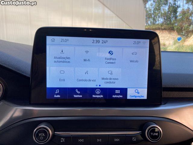 Ford Focus 1.5 TDCi ECOBlue Con — fotografia 10