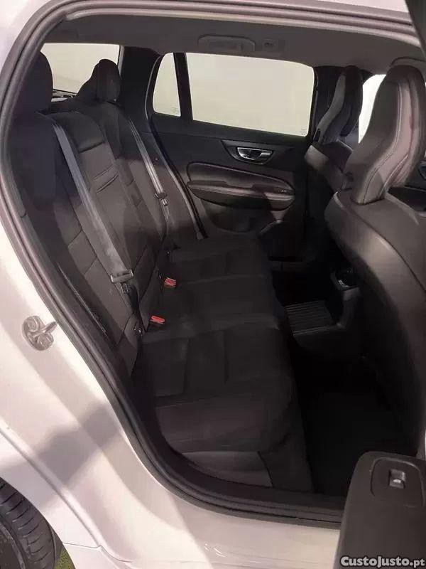 Volvo V60 2.0 t6 awd te inscription — fotografia 12