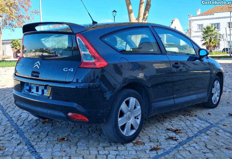 Citroën C4 Coupe — fotografia 9