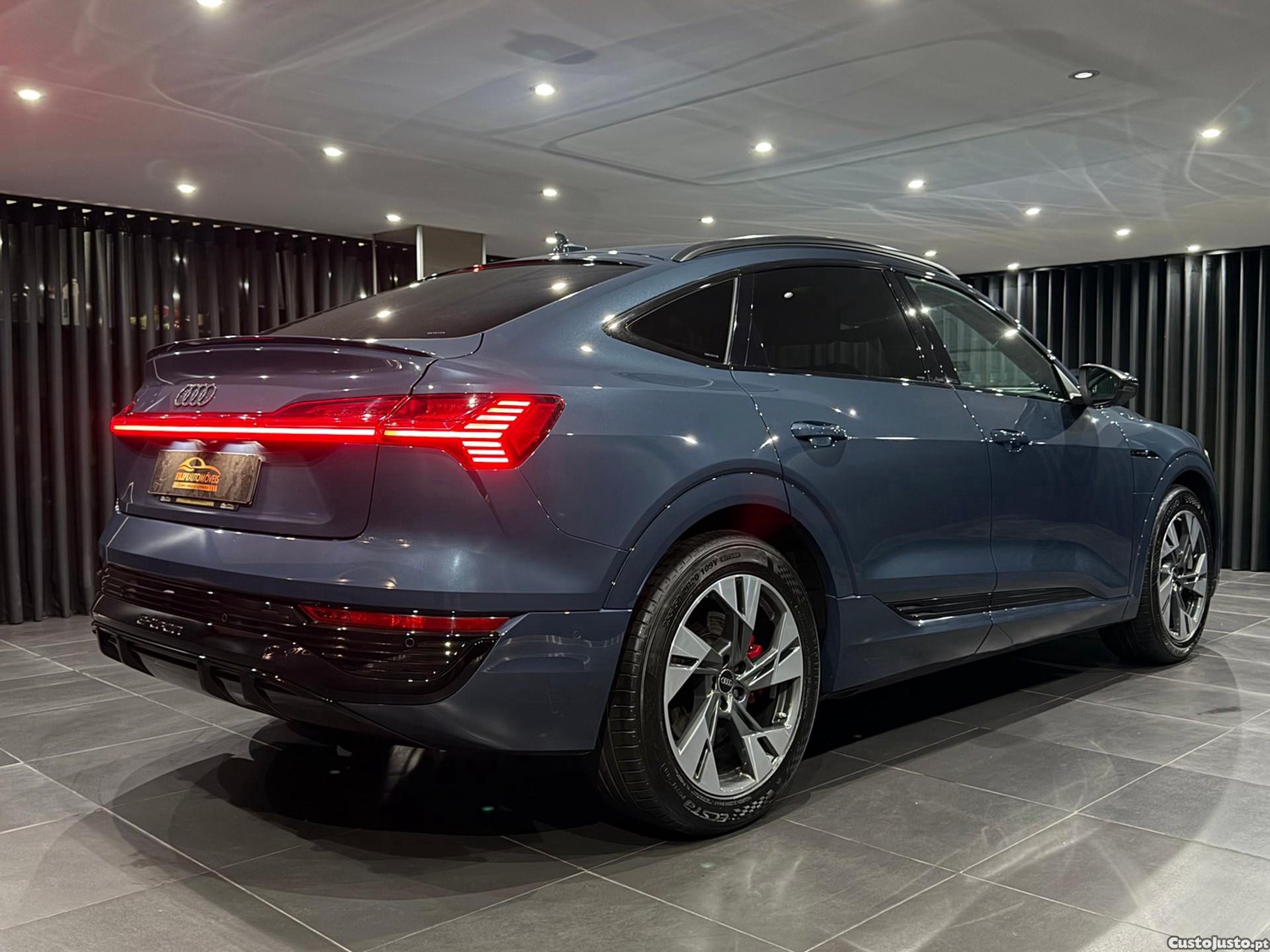 Audi Q8 e-Tron Sportback 50 quattro S line — fotografia 18