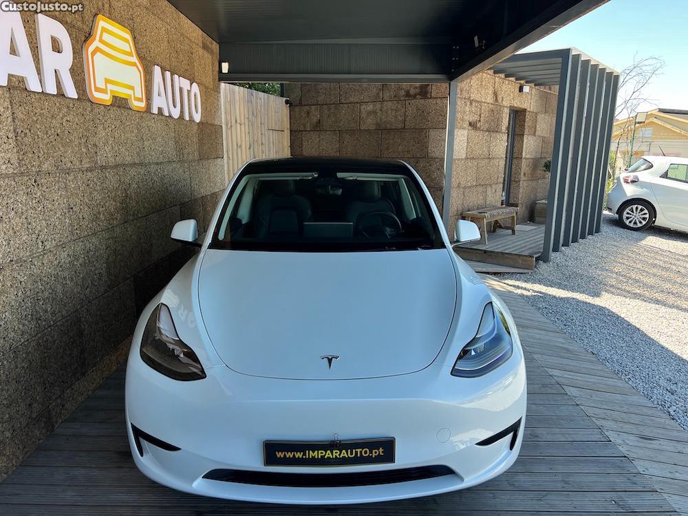 Tesla Model Y RWD 2023 30.600kms — fotografia 17