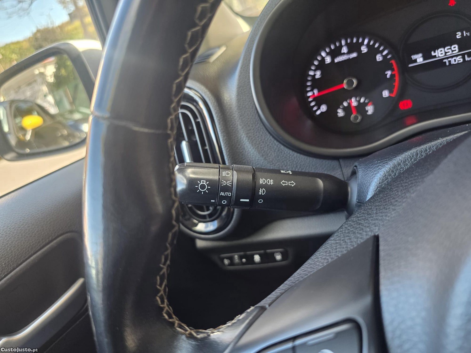 Kia Picanto 1.0 CVVT EX — fotografia 5