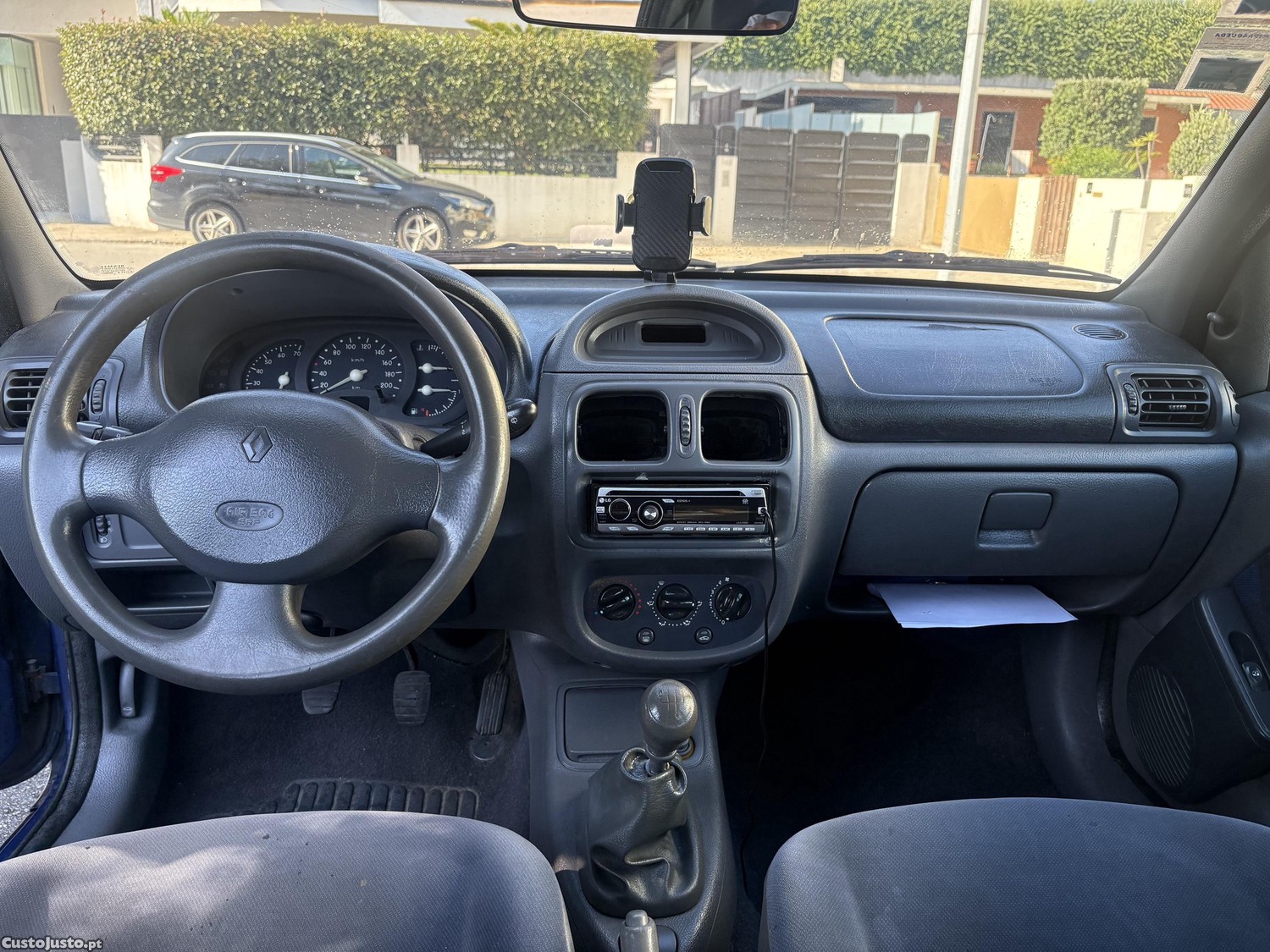 Renault Clio 1.2 8V — fotografia 4