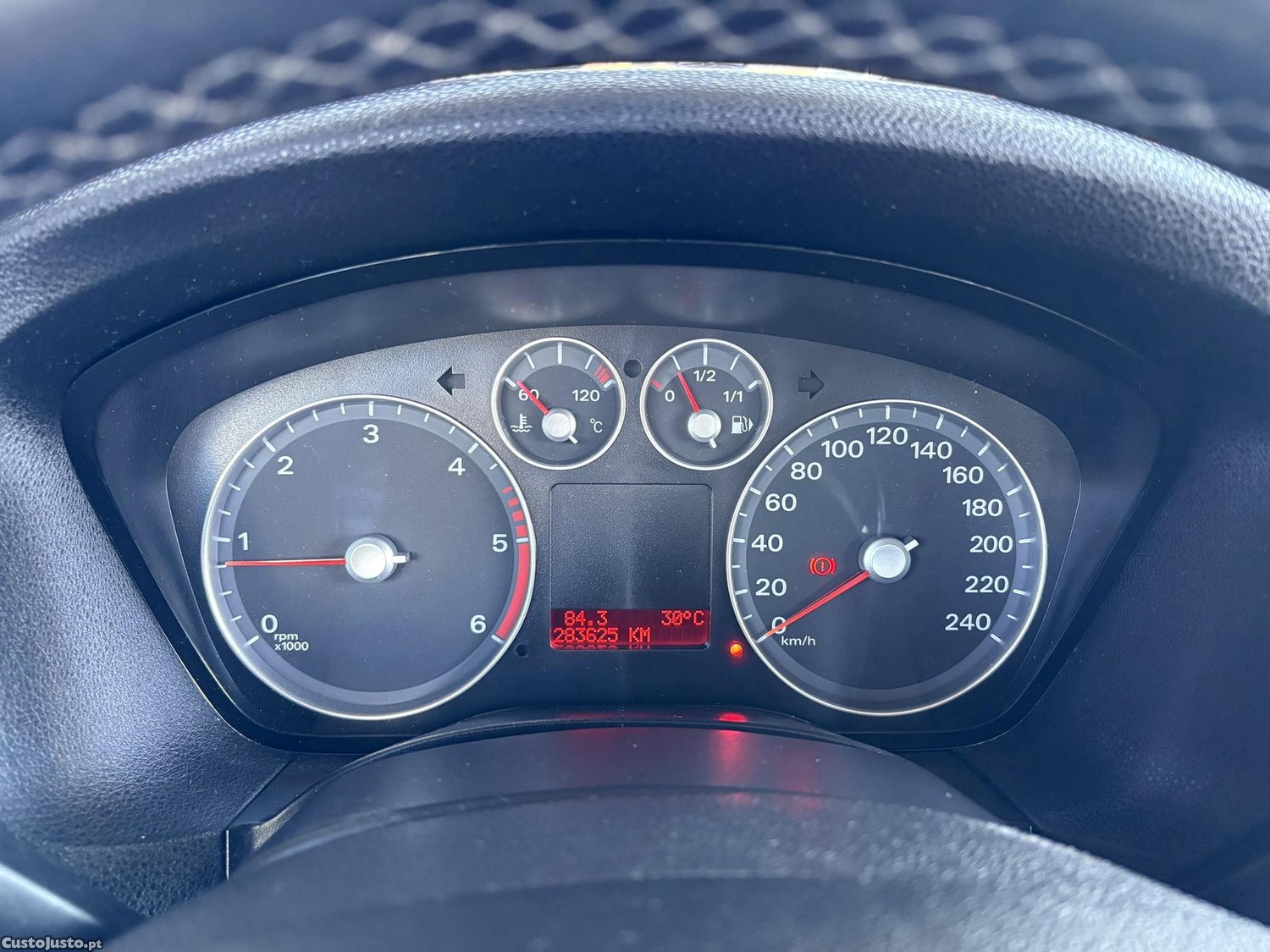 Ford Focus SW 1.6 TDCi Connec. — fotografia 7