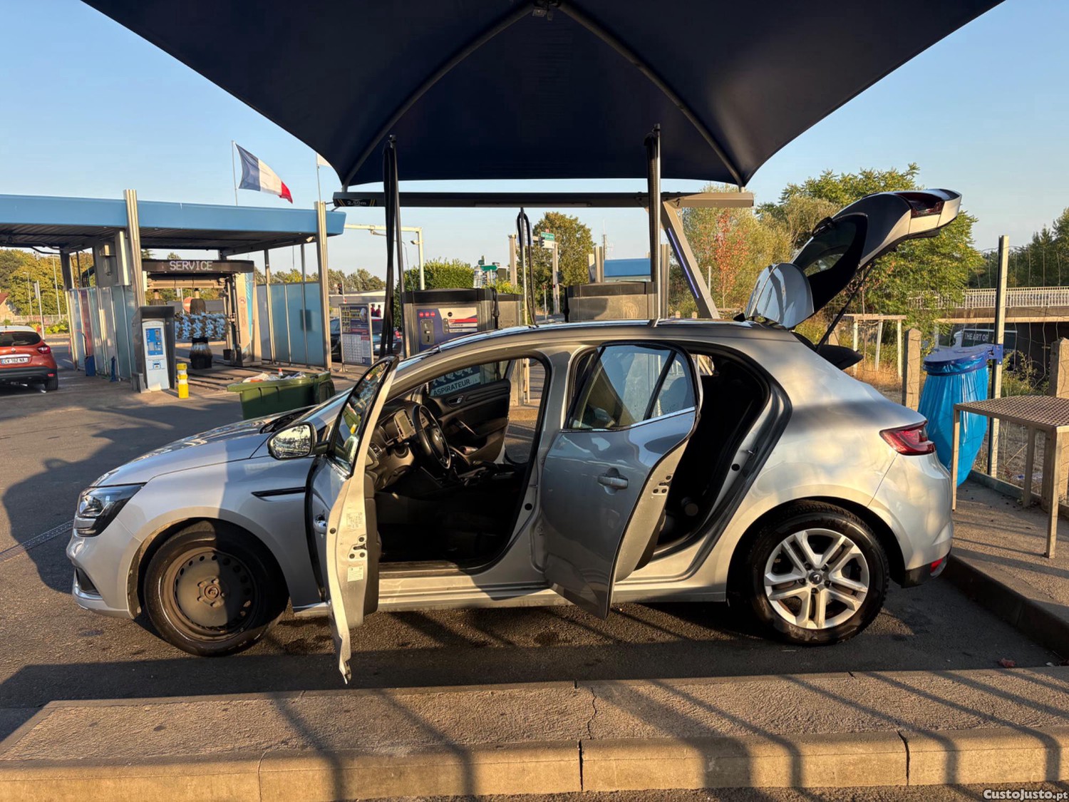Renault Mégane 4 bussiness — fotografia 3