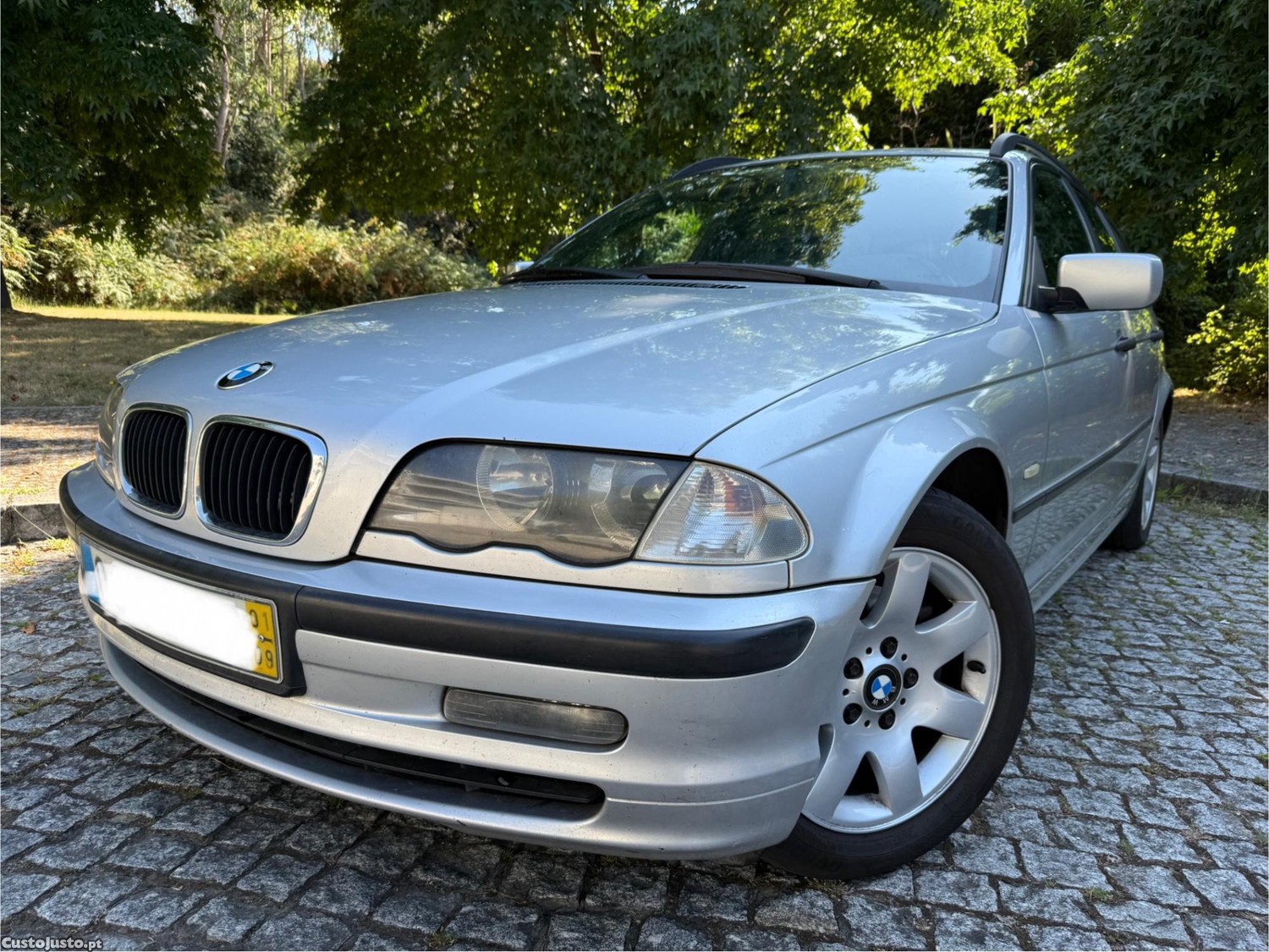 BMW 320 D Touring — fotografia 10