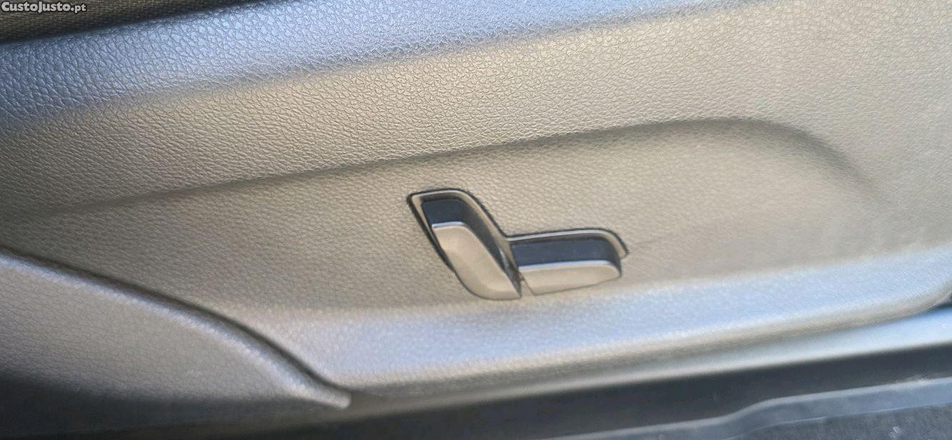 Mercedes-Benz GLC 250 d 4matic — fotografia 3