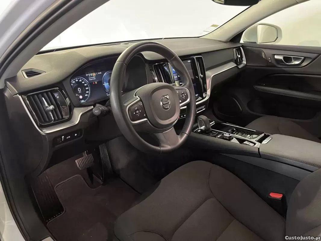 Volvo V60 2.0 t6 awd te inscription — fotografia 17