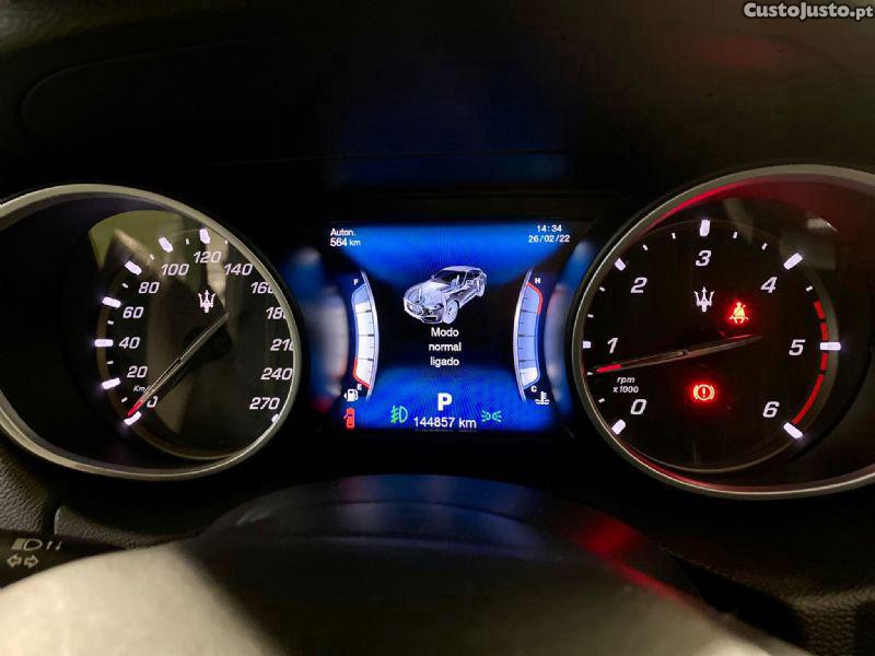 Maserati Levante 3.0 v6 — fotografia 32