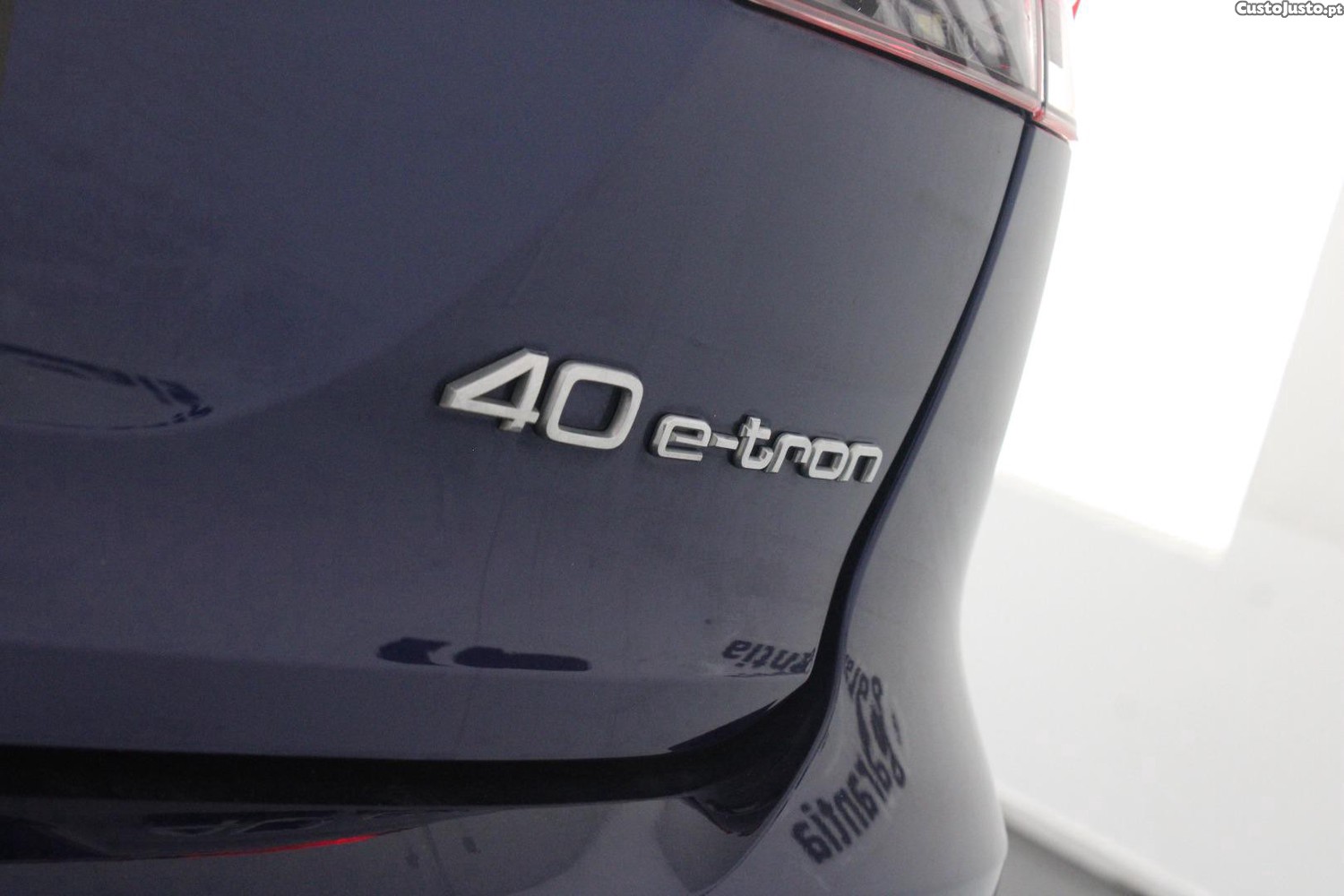 Audi Q4 E-TRON 40 S-LINE 82KwH (AUTO) — fotografia 2