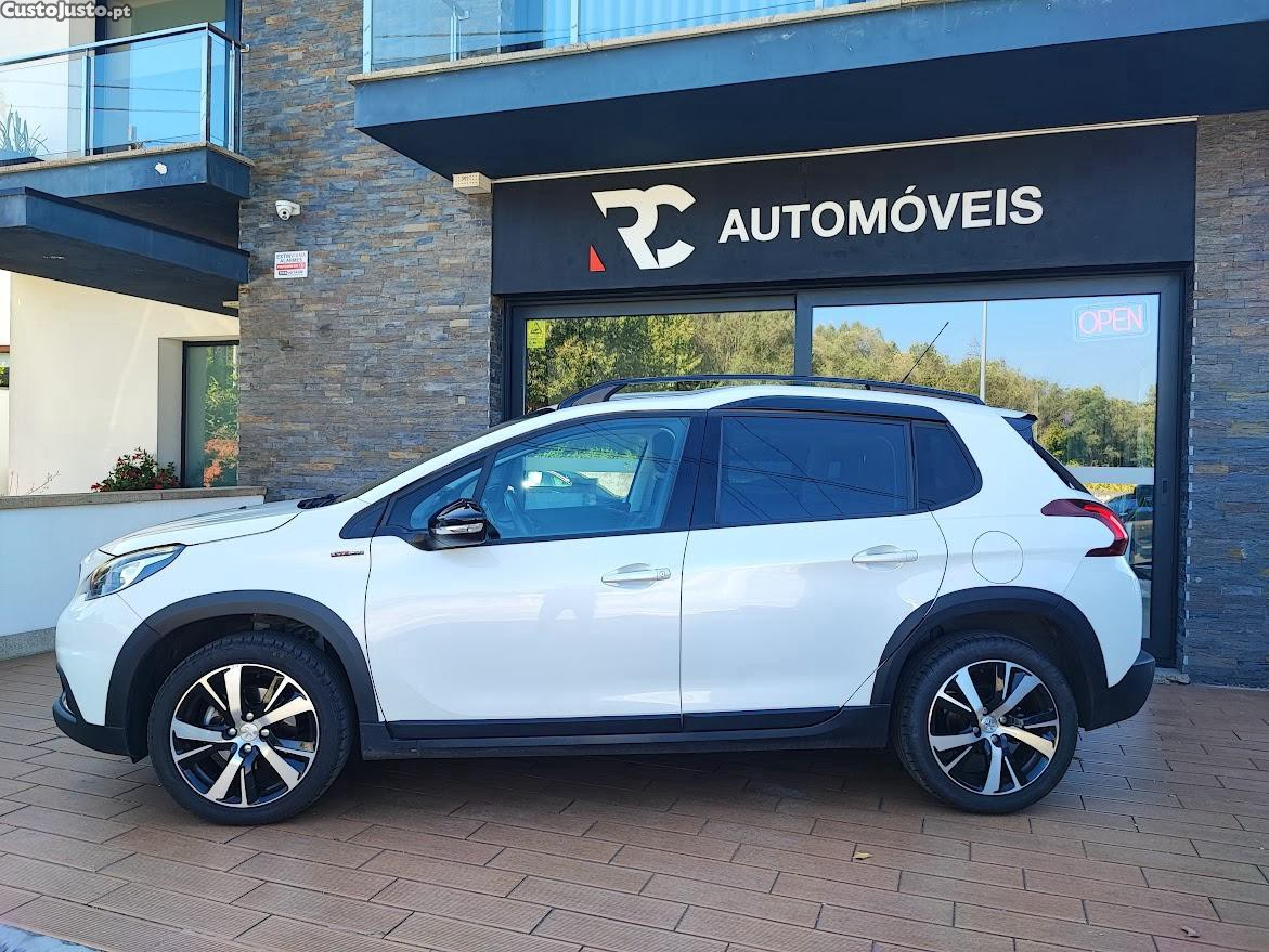Peugeot 2008 GT LINE 1.2 - 16 foto 2