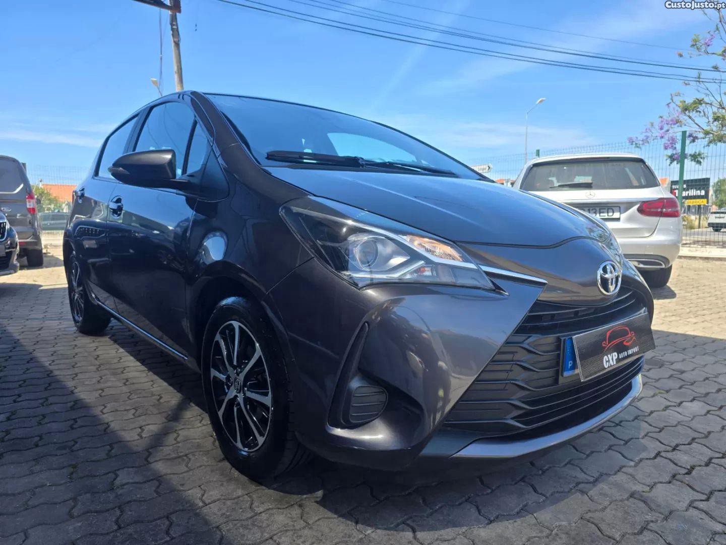Toyota Yaris 1.0 vvt-i comfort — fotografia 17