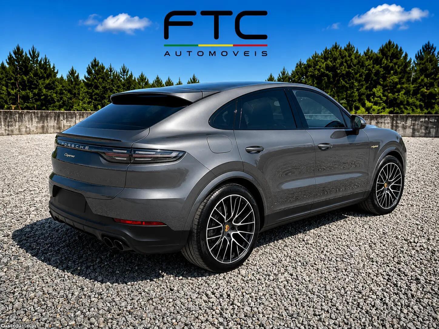 Porsche Cayenne E-Hybrid Tiptronic S Platinum Edition — fotografia 14