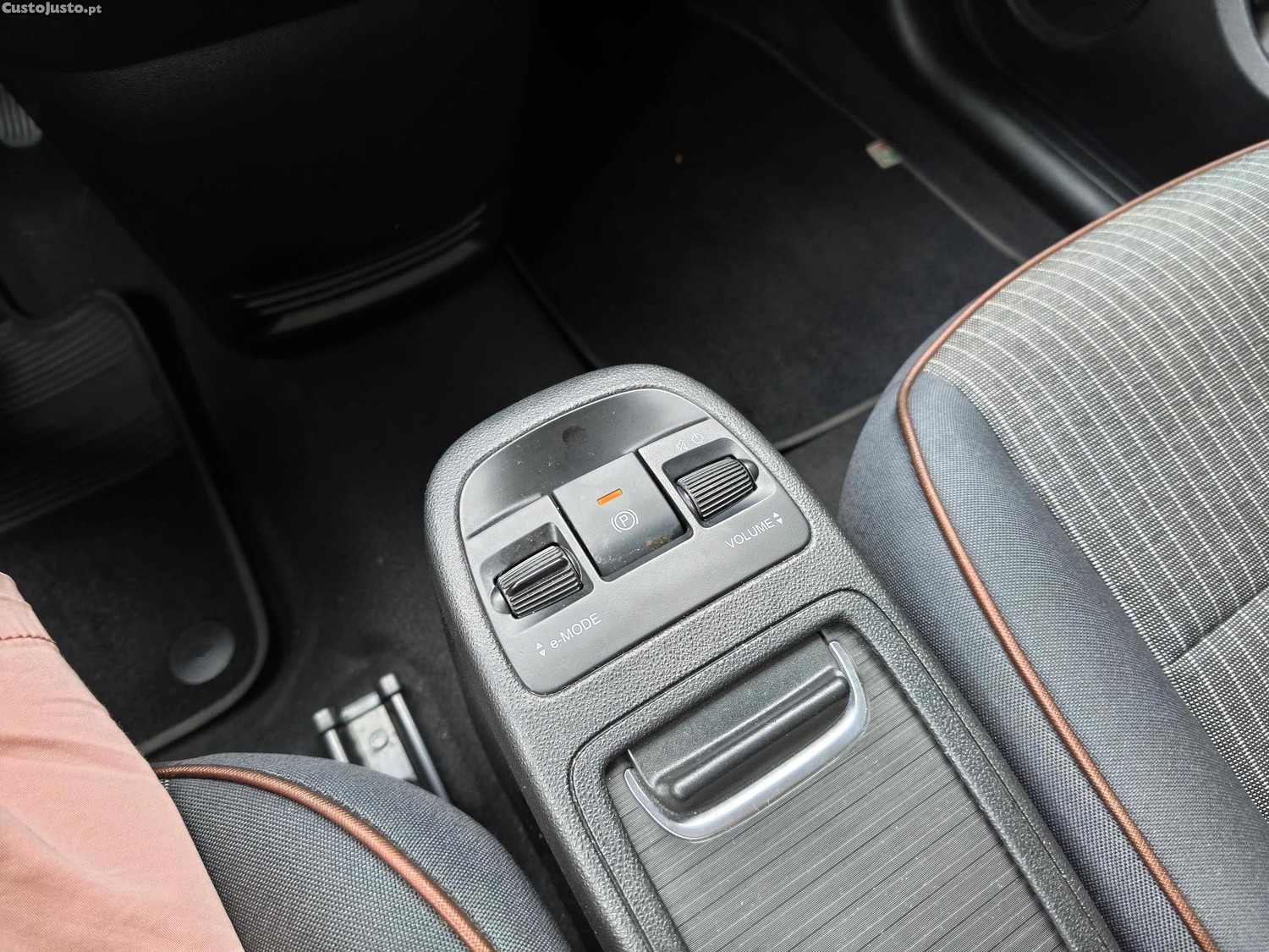 Fiat 500 e Icon 42kwh 118cv Nac IVA Dedutivel — fotografia 7
