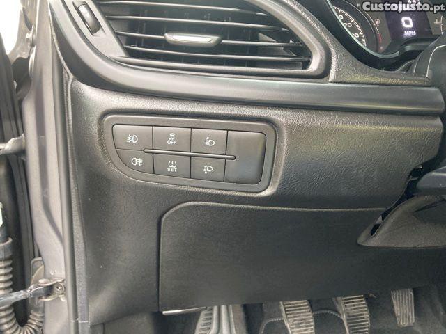 Fiat Tipo 1.3 MultiJet Life — fotografia 15