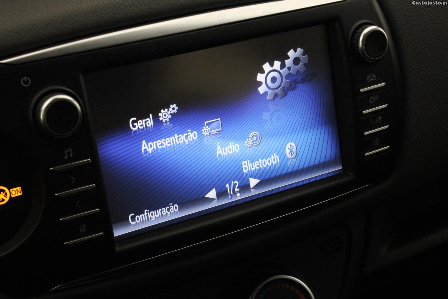 Toyota Yaris 1.0 COMFORT — fotografia 16