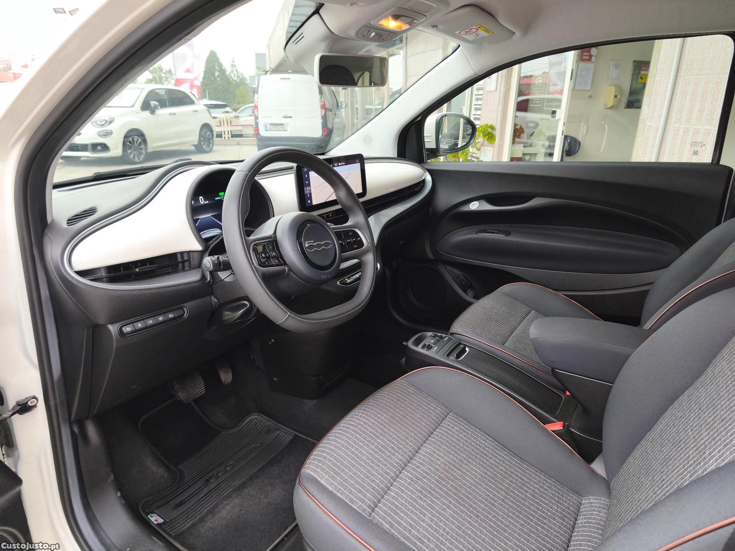Fiat 500 e Icon 42kwh 118cv Nac IVA Dedutivel — fotografia 16