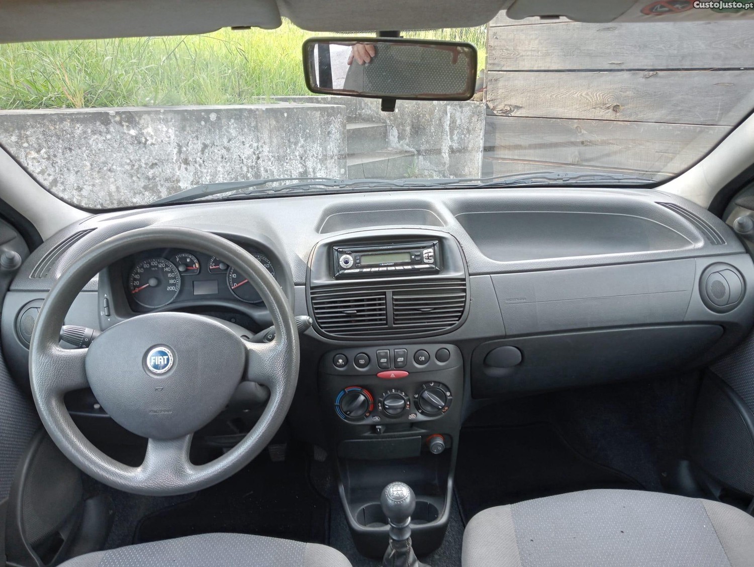 Fiat Punto 1.2 — fotografia 4