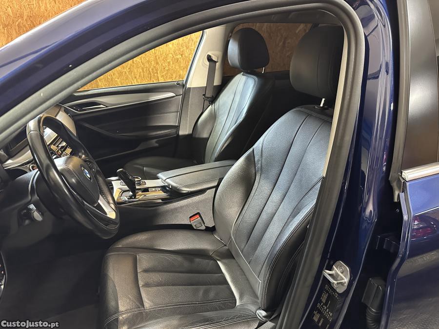 BMW 520 d Touring Aut. — fotografia 14