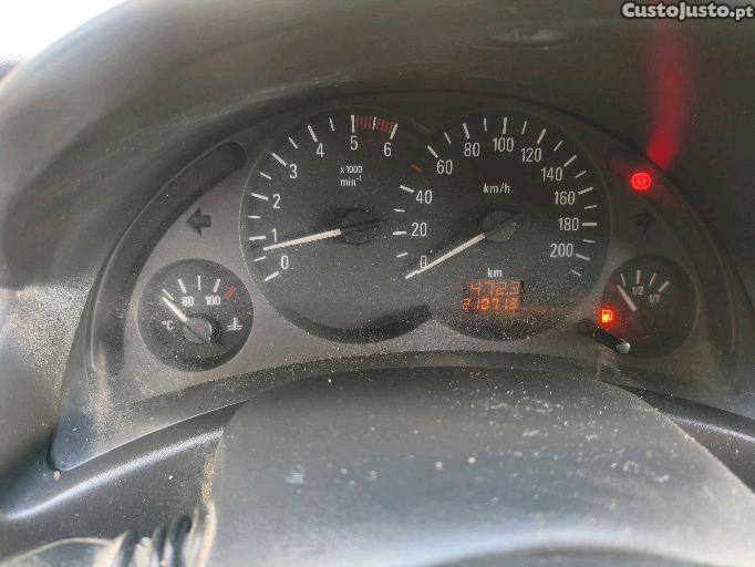 Opel Combo 1.7 — fotografia 3