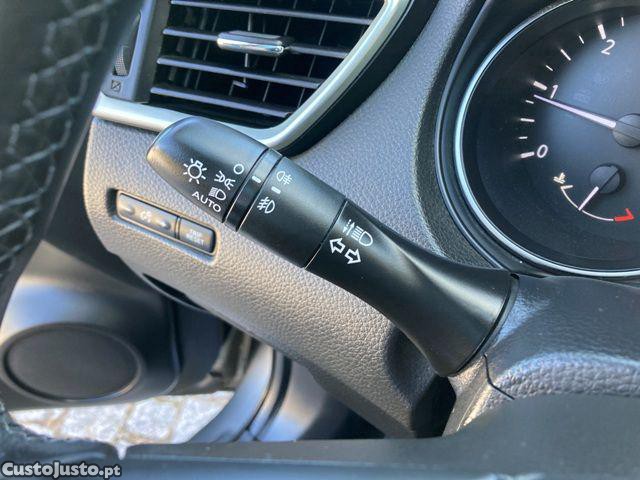 Nissan Qashqai 1.5 dCi N-Connecta — fotografia 9