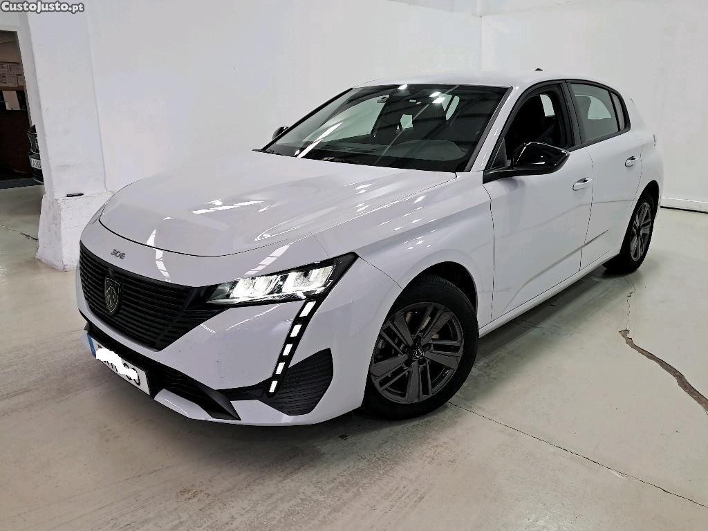 Peugeot 308 1.5 Diesel 130CV /ACTIVE PACK EAT8 NACIONAL ano 2024 — fotografia 2