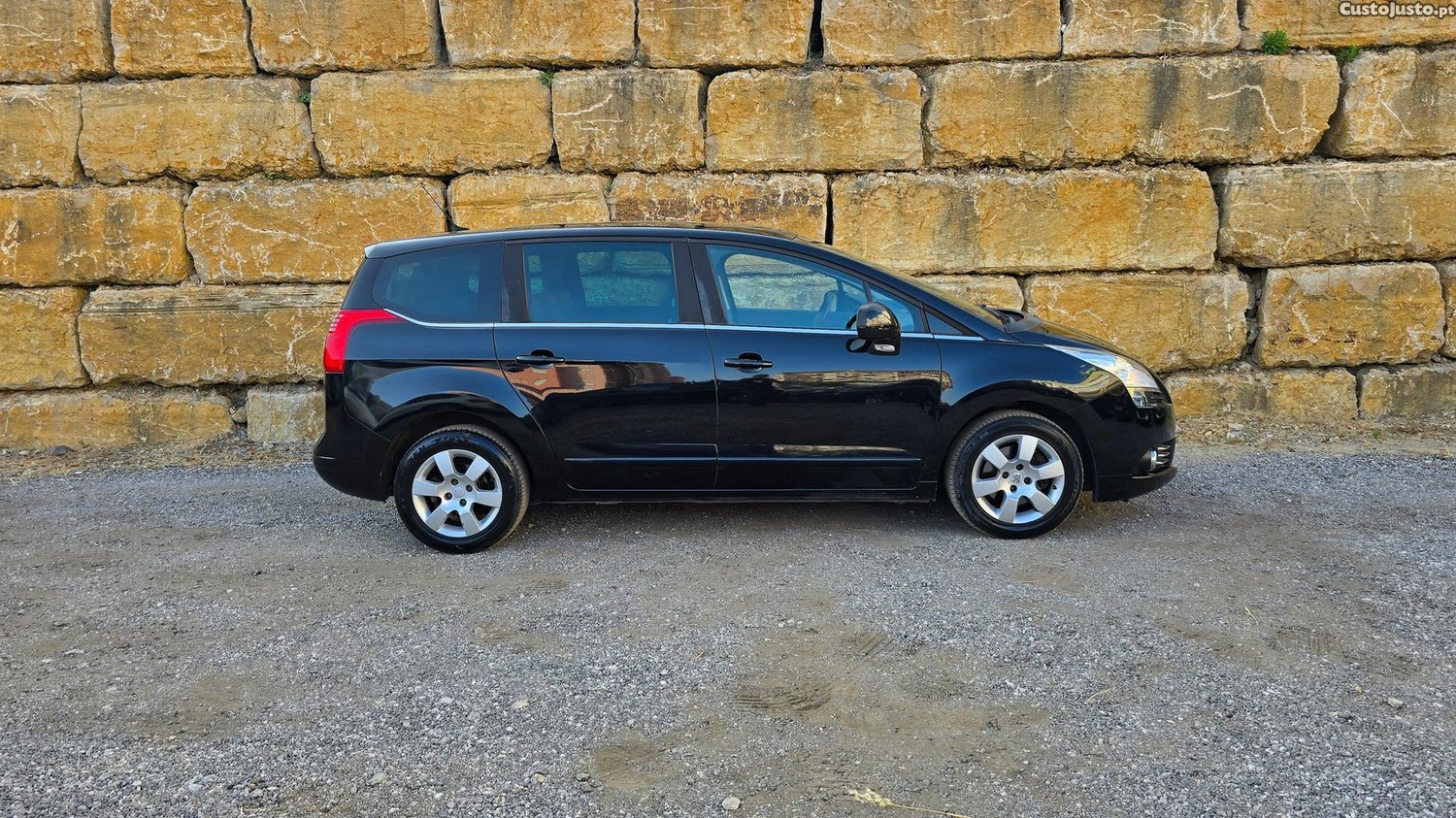 Peugeot 5008 1.6 THP Sport — fotografia 27