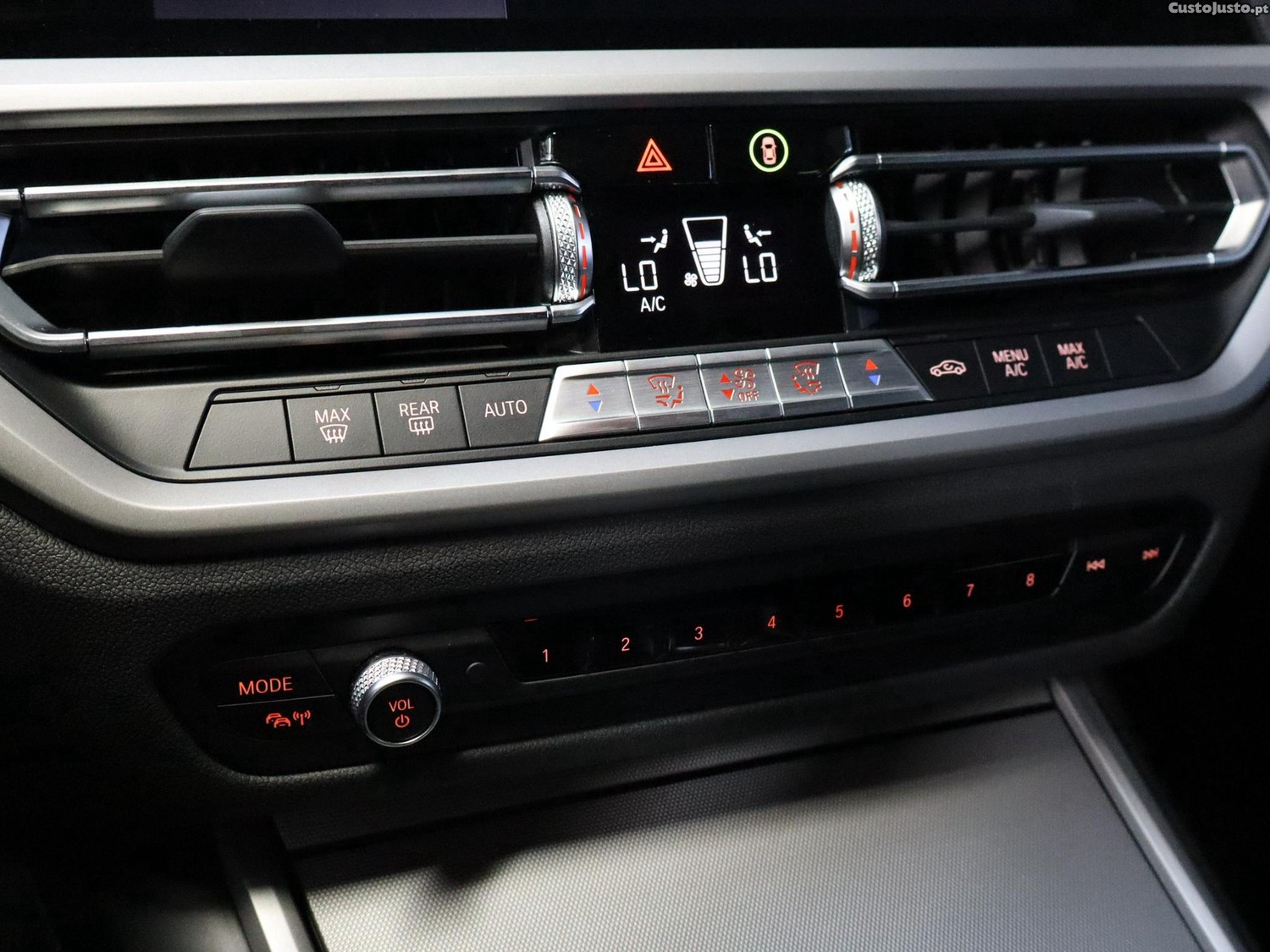BMW 320 e Corporate Edition Auto — fotografia 4
